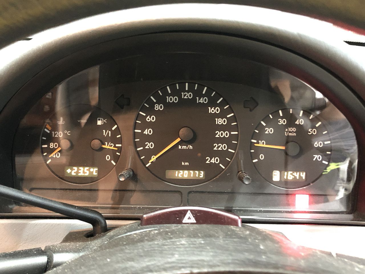 Barramundi Weekender White 2023 (12x 750mL) SEA