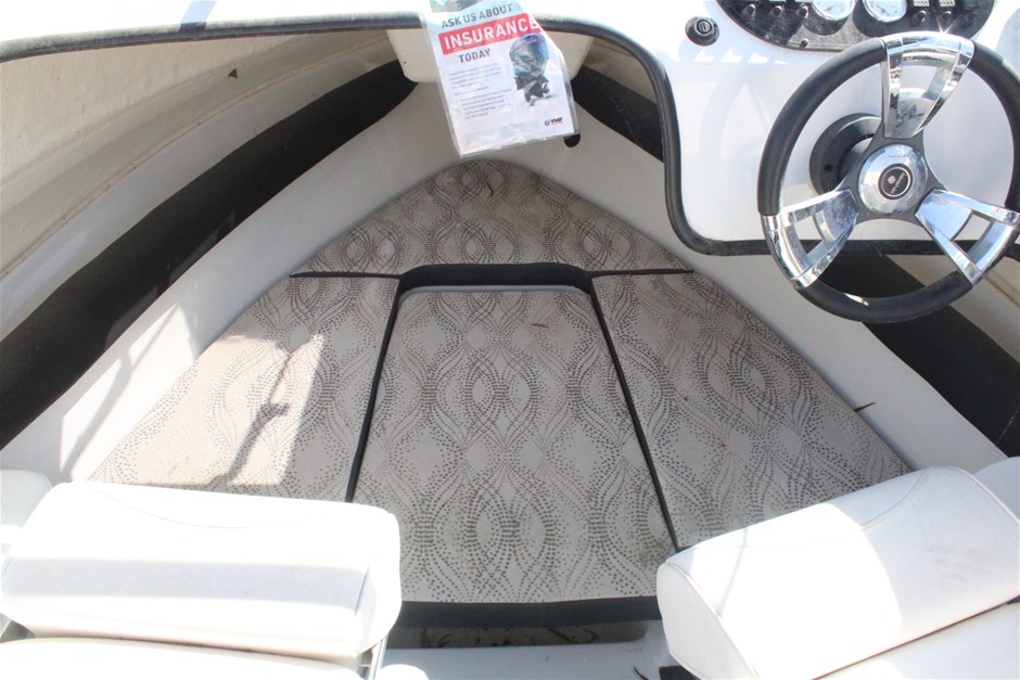 SIERRA DESIGNS  Outdoor Blanket, 183cm x 183cm, Navy. NB: Not in original p