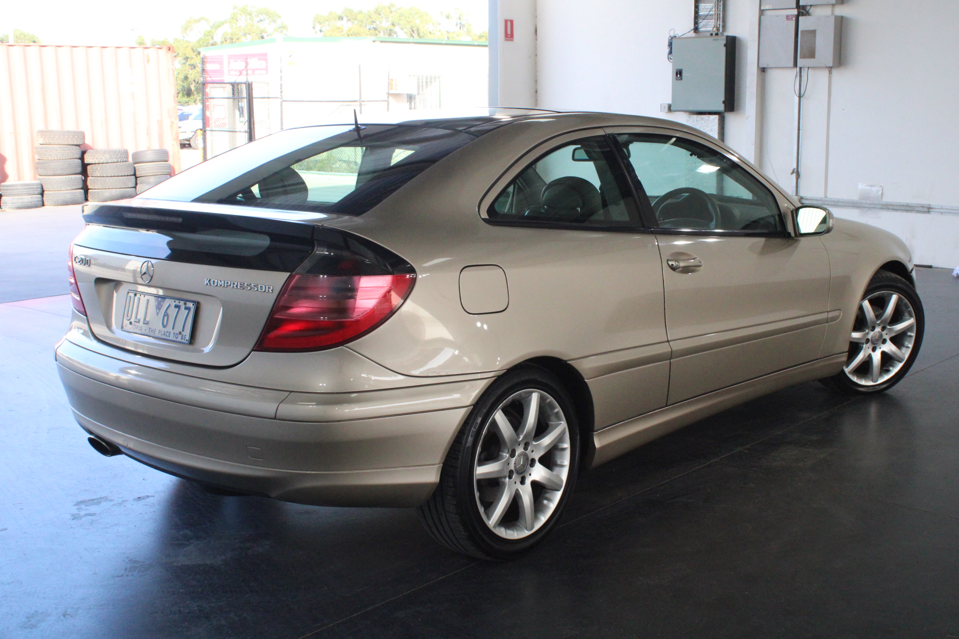 Hublot Big Bang Jeans Diamonds Japan Ltd Ed. 1 of 100, 44mm 2019 BxO & COA