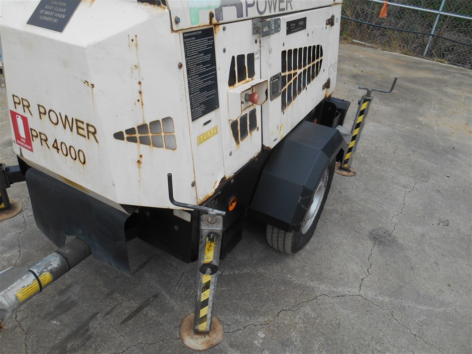 4x LEDVANCE 16 W / 1600lm LED LIGHTS