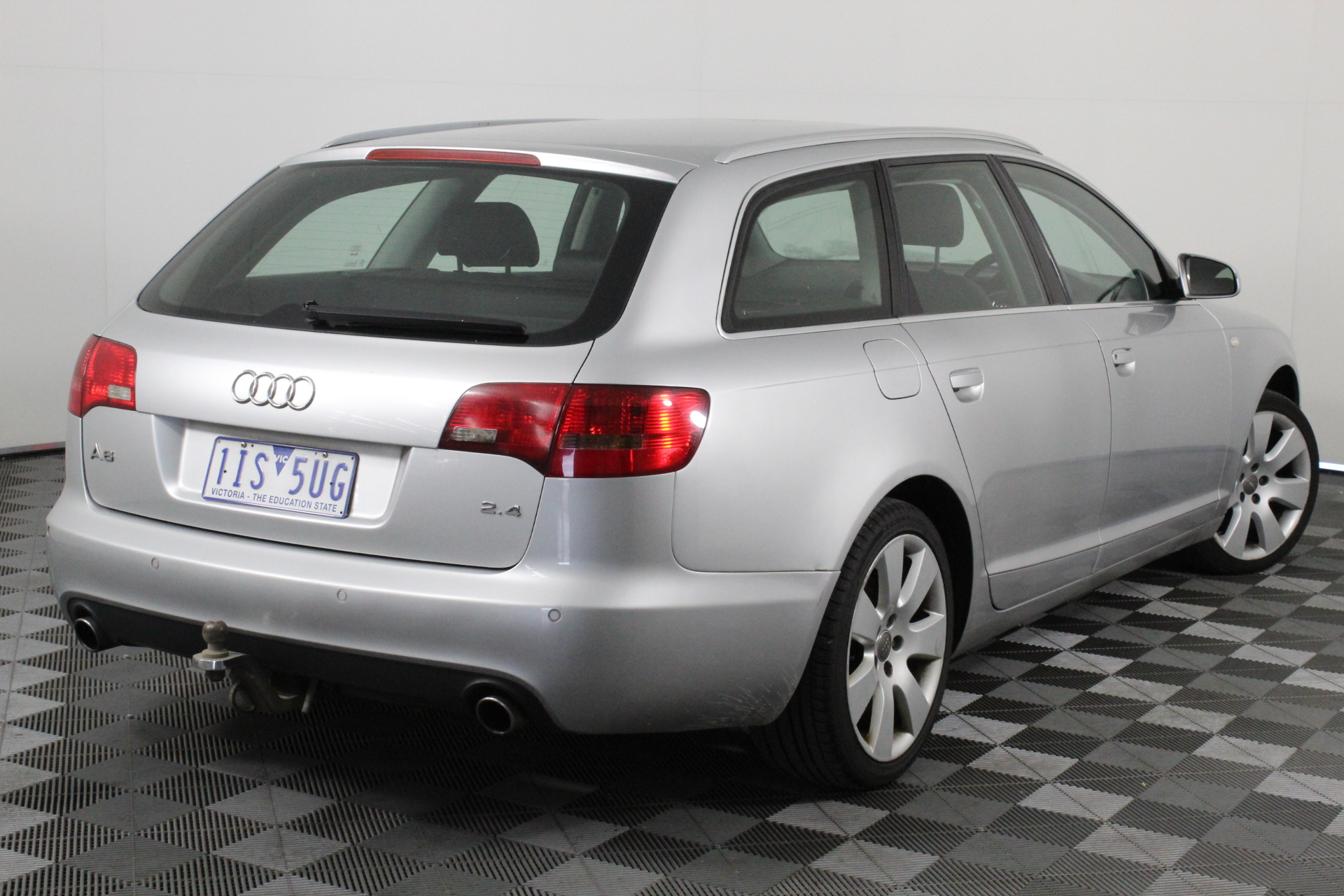 1966 Australian Round Silver 50 Cent Coin Capsule - 80% Silver