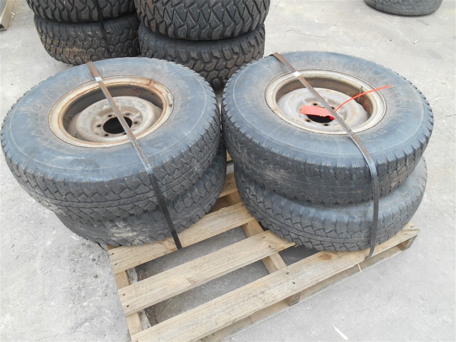 0.20 Carat Blue diamond various HPHT