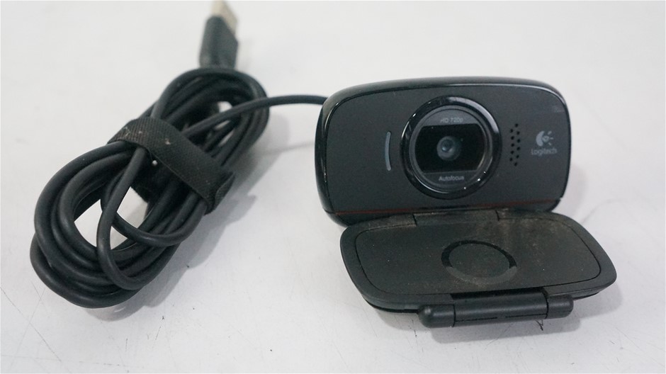 Designer Dragonfly Necklace in Silver