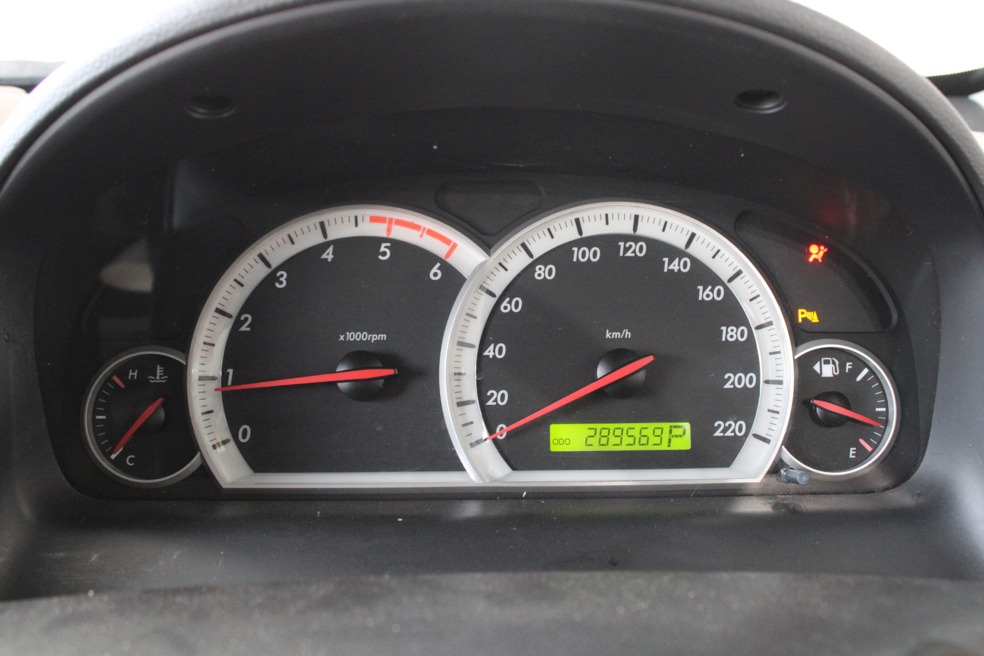 1.05 Carats Light Green Sapphire