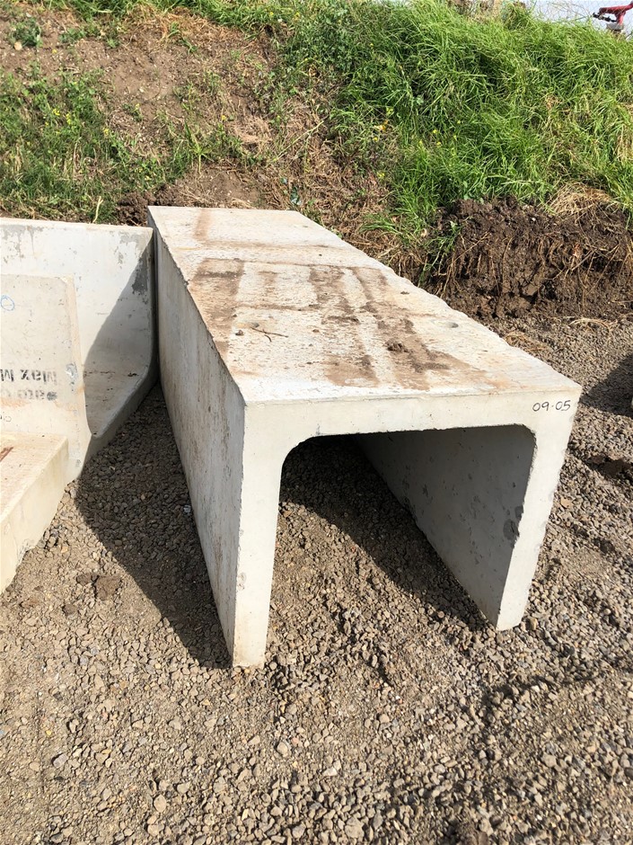 Arlec PL819 Festoon Colours LED Lights