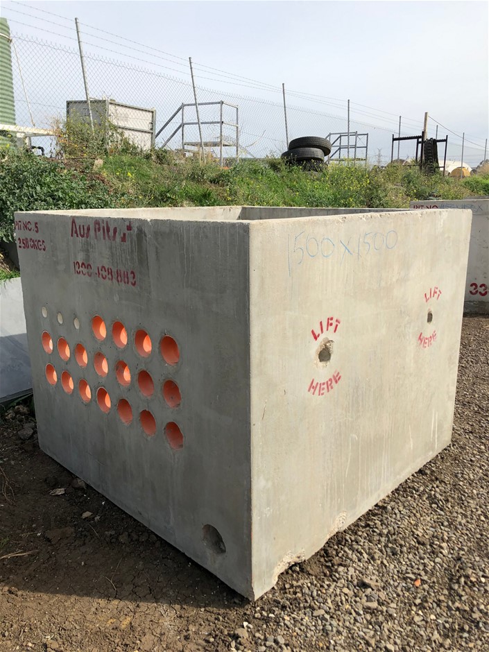 Ceramic 3 Tire Cake Stand