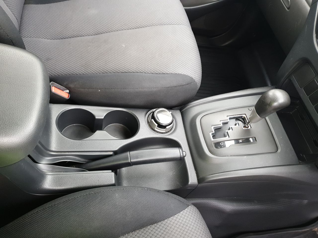 80 x TECH21 EvoLite iPhone 14 Pro Max Black. NB: Some Items Are Unsealed.