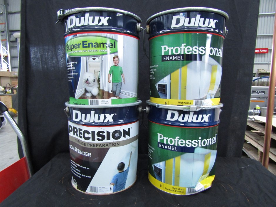 Set of 2 x 8ft Wrought Iron Style Gates (Unused)