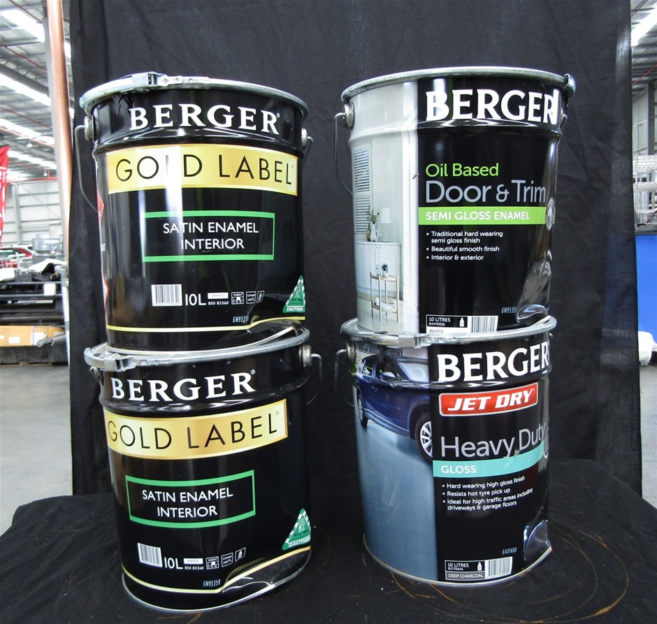 Quantity of 100 Galvanised Temporary Fence Panels(Unused)