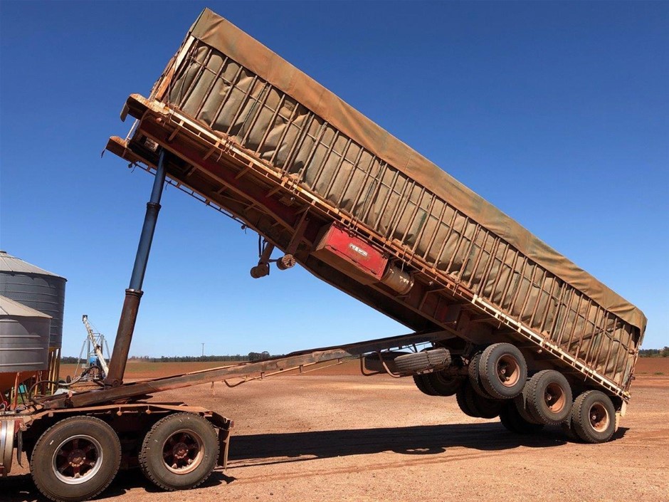 Mix Brand Bulk of Coin Cell Batteries New (Lot of 200)