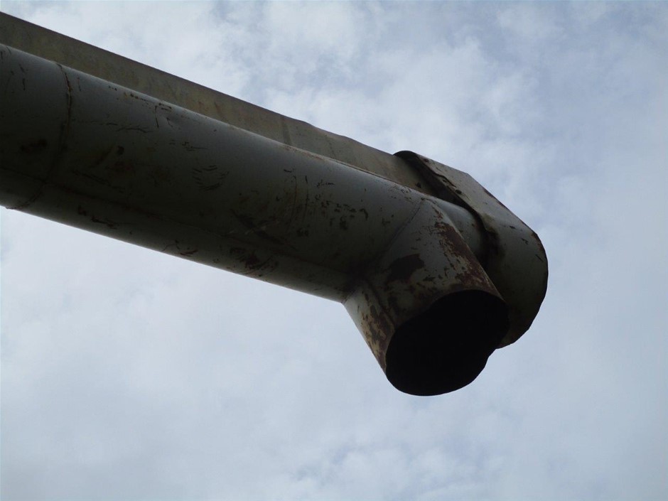 CABELLO Hair Straightener.