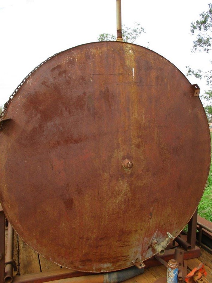 KAZOO Scratch Post, Charcoal - Large. NB: Missing the Base Board.