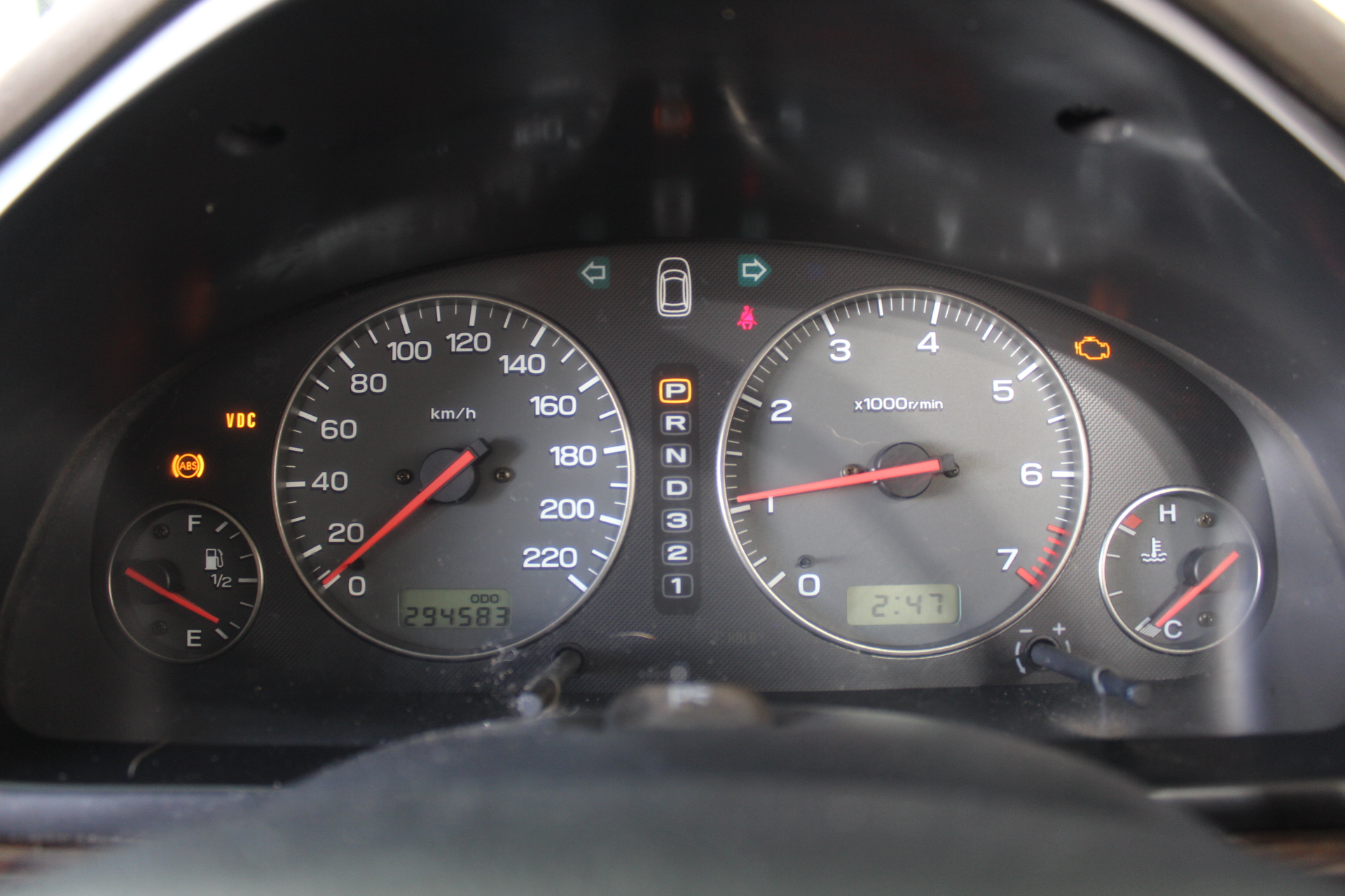 BLACK+DECKER 1800W Bagless Vacuum Cleaner wtih Cyclonic Filtration, VM1800B