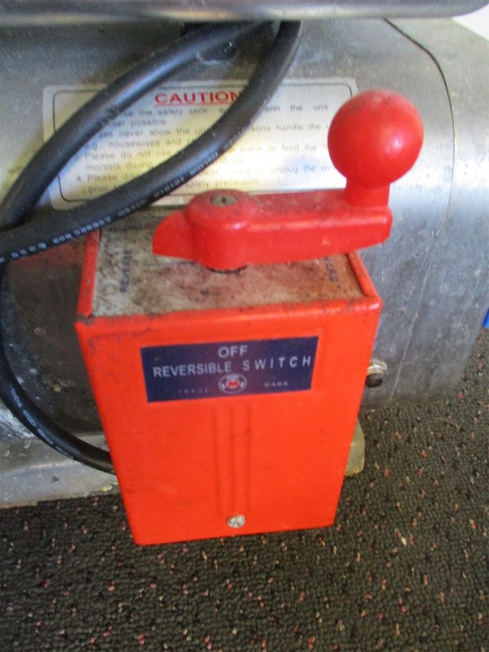 1/100oz Scottsdale Mint Gold Bar