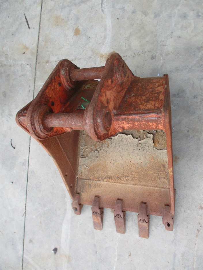 61.79 carat rectangular prasiolite is rare with valua: $1,186