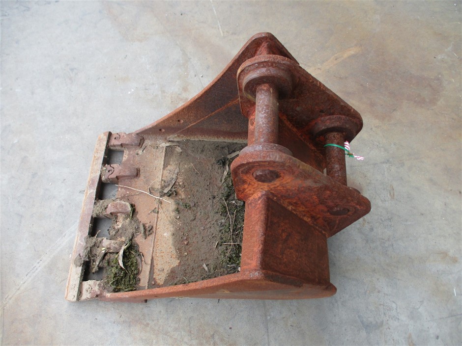 8.50 carat round Ethiopian opal valuation $1,190