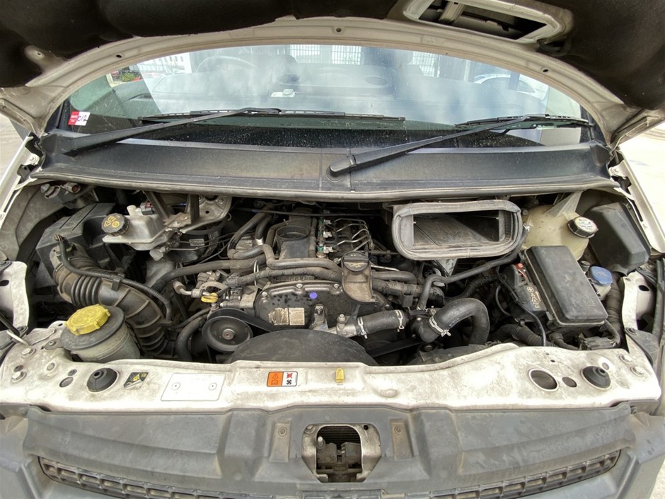 Real Gold Vermeil-GRA-certified 1.00 Ct VVS1 Blue-Green Moissanite Necklace