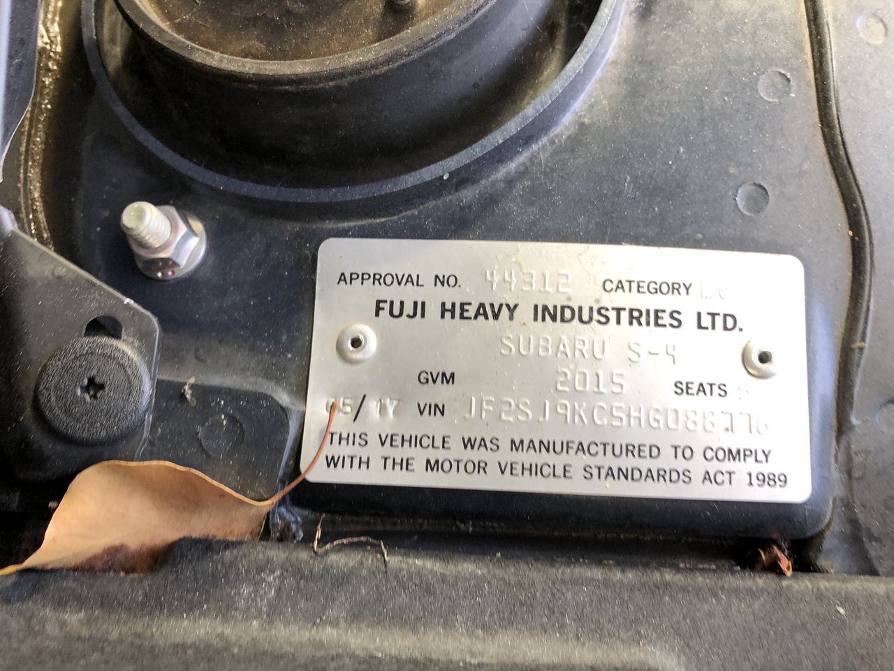 1/10 Oz 999.5 Silver Red Kangaroo & Joey 2025 AU Bullion Merchants Round