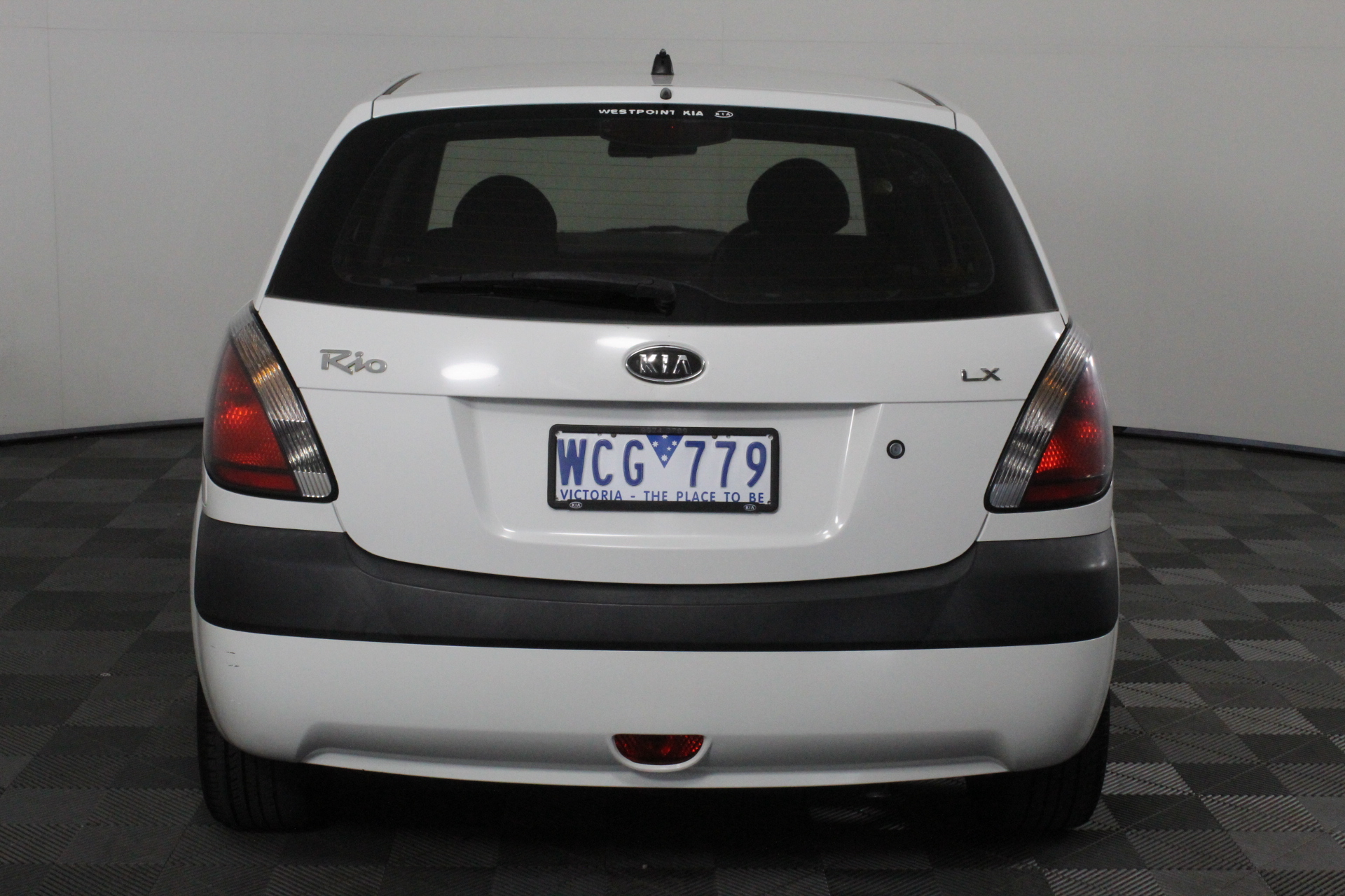 By The Vineyard Mixed Pack Pinot Grigio & Chardonnay (12x 750mL). SEA.