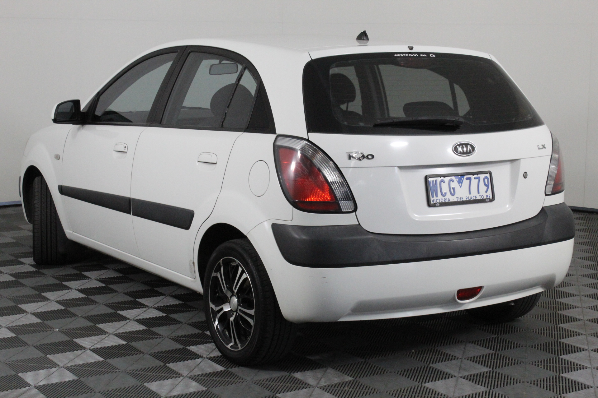 By The Vineyard Pinot Grigio (12x 750mL). SEA.