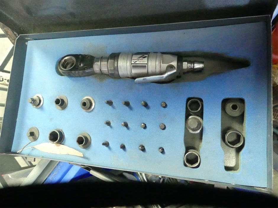 9K Yellow Gold Pink Stone Earrings