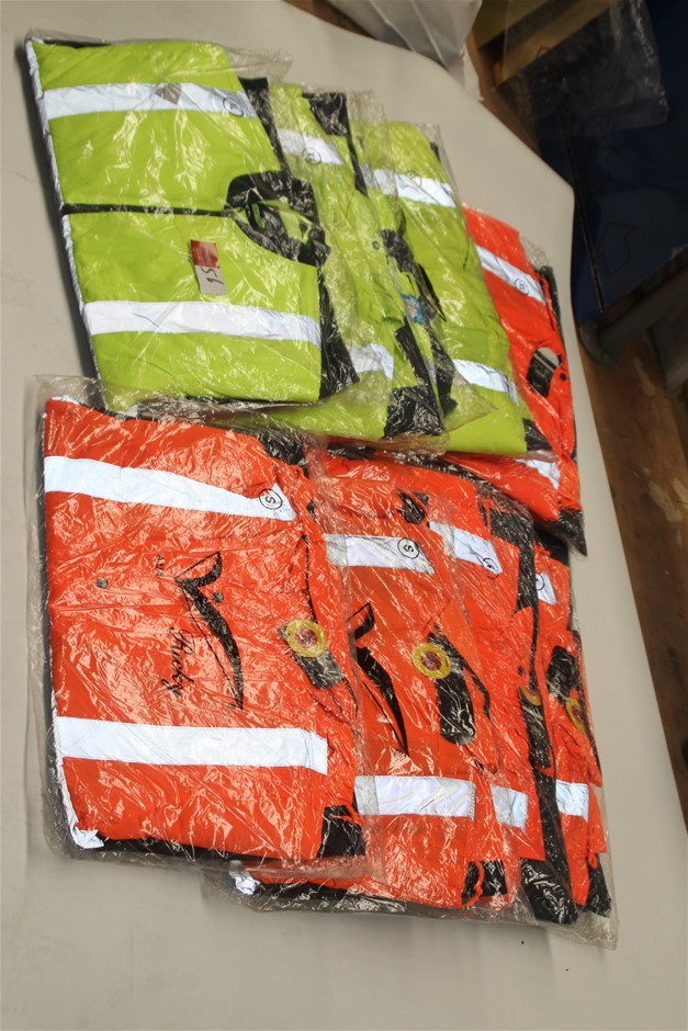 BOSTON TRADERS Men's Supersoft Shorts, Size M, Black, MBLJ137.  Buyers Note