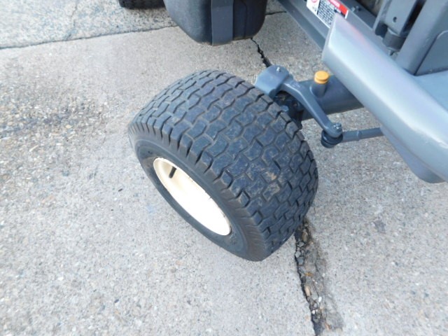 ENGLISH LAUNDRY Men's Flat Front Short, Size 42, 98% Cotton, Light Blue.  B