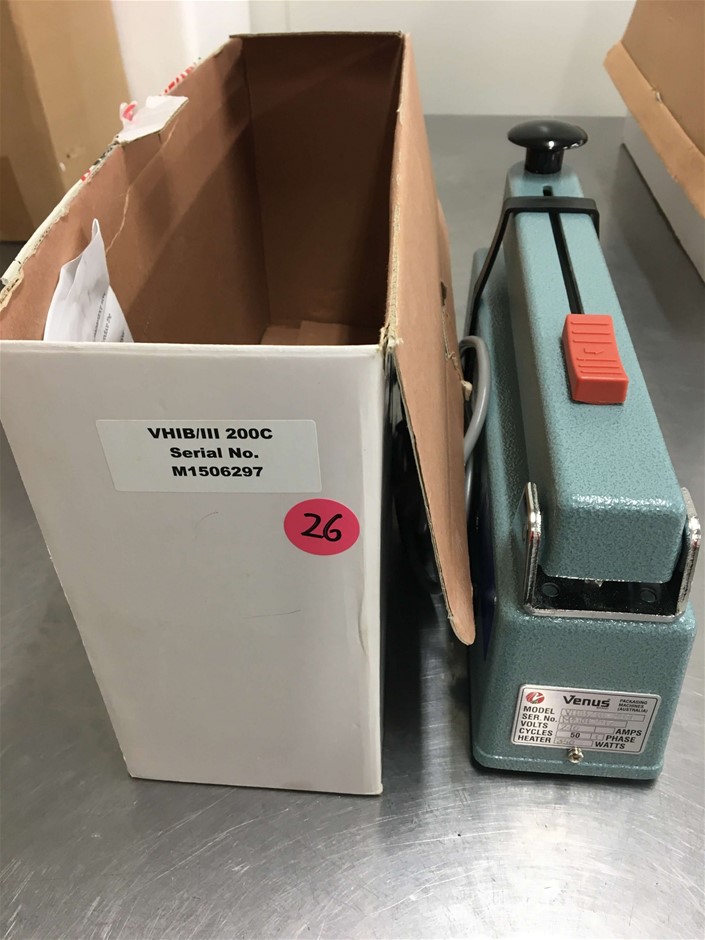 RIP CURL Girl's Surf Puff Long Sleeve Surf Suit - Mid Blue, Size 8. RRP: $8