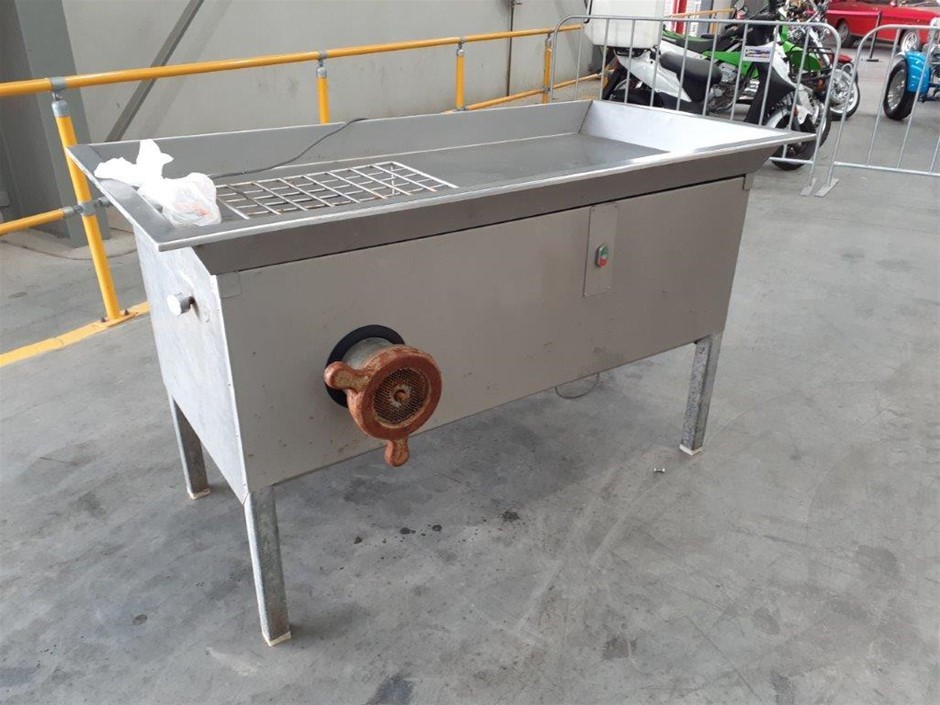 RIP CURL Women's Soleil Short Sleeve Shirt, Size XS, Black. RRP: $99.99.  B