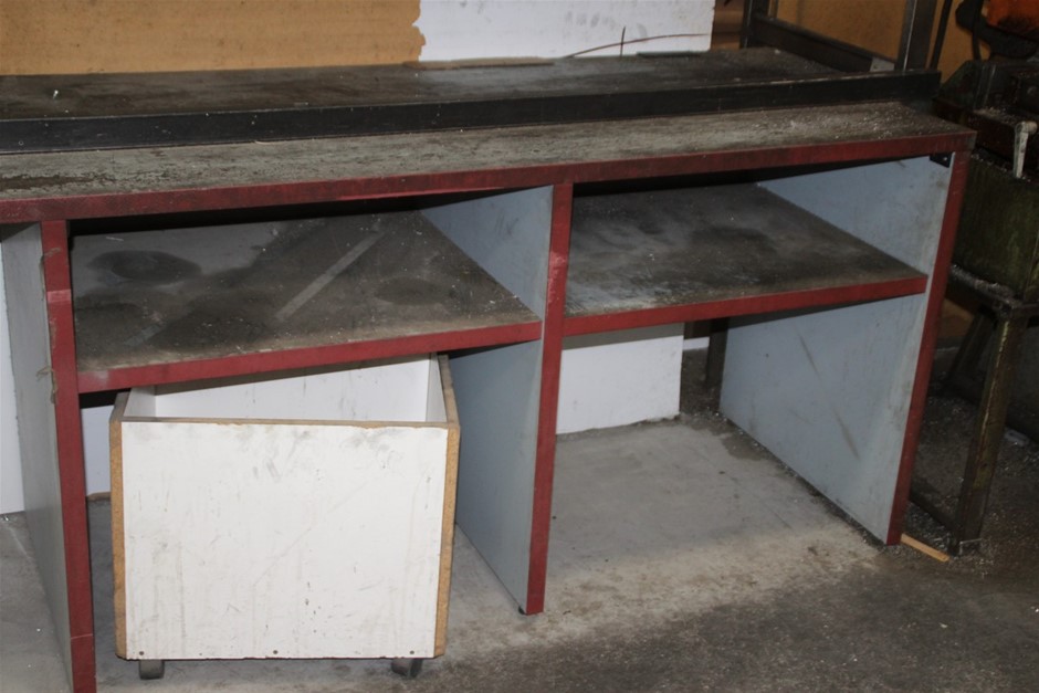 2021 ACDC 40TH ANN FOR THOSE ABOUT TO ROCK 20c COLOURED UNC COIN