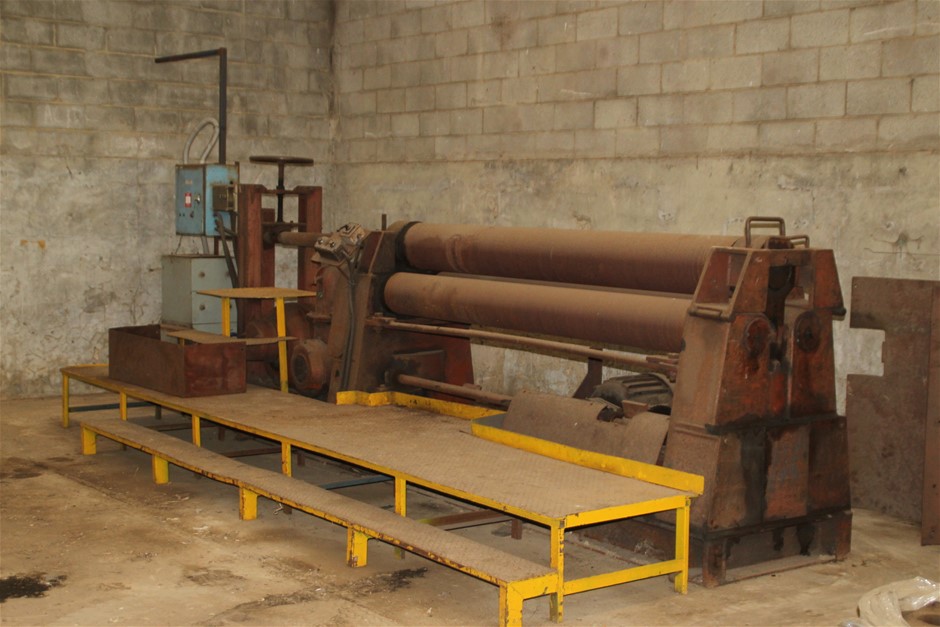 Welding Table (Unused)