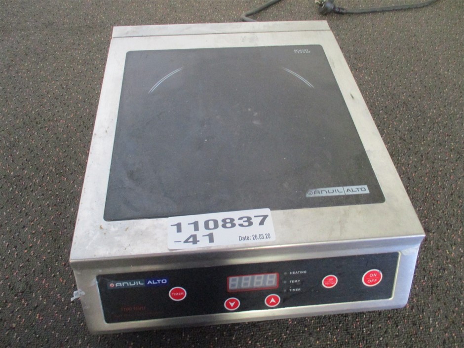 Solid 925 Sterling Silver Spinner Pendant 80+ Crystals by Swarovski®