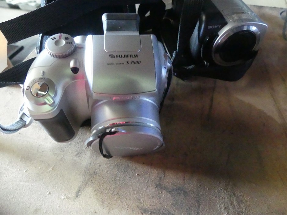 Silver Plated Curb Chain Bracelet w/ Lobster Clasp - DEMO