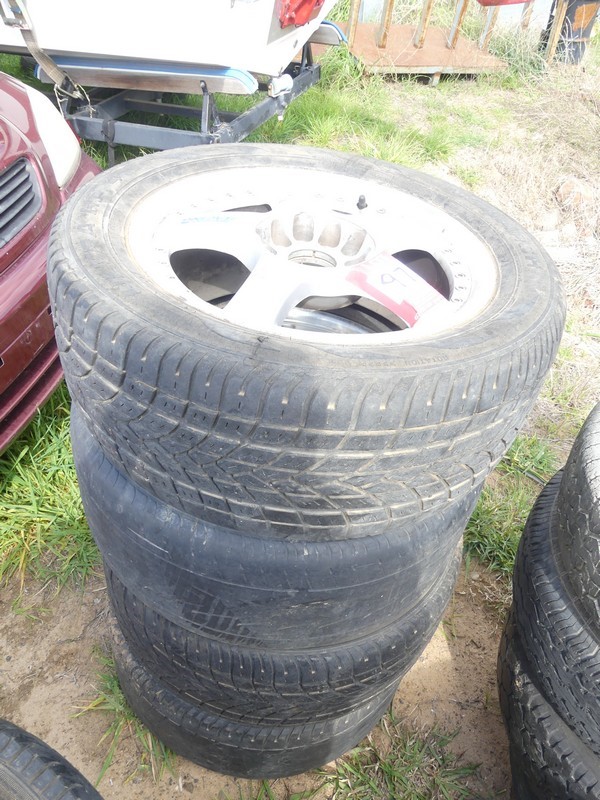 Solid 925 Sterling Silver Heart Pendant Feat. Crystals by Swarovski