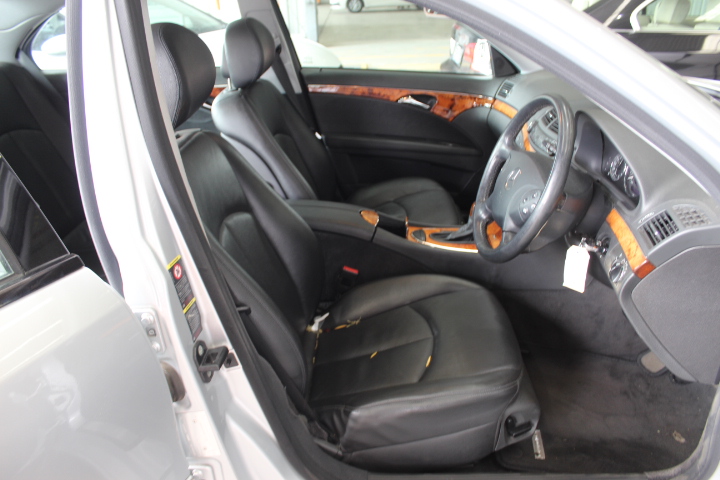 WOOZOO Globe Fan Circulator, White, Model PCF-SC15T-CT.