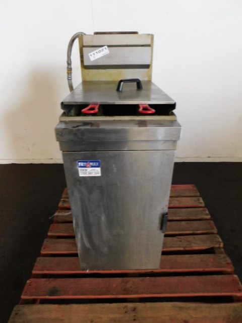 Assorted Crocs Jibbitz: Trendy Shoe Charms, Monochrome Black N White x Rugr