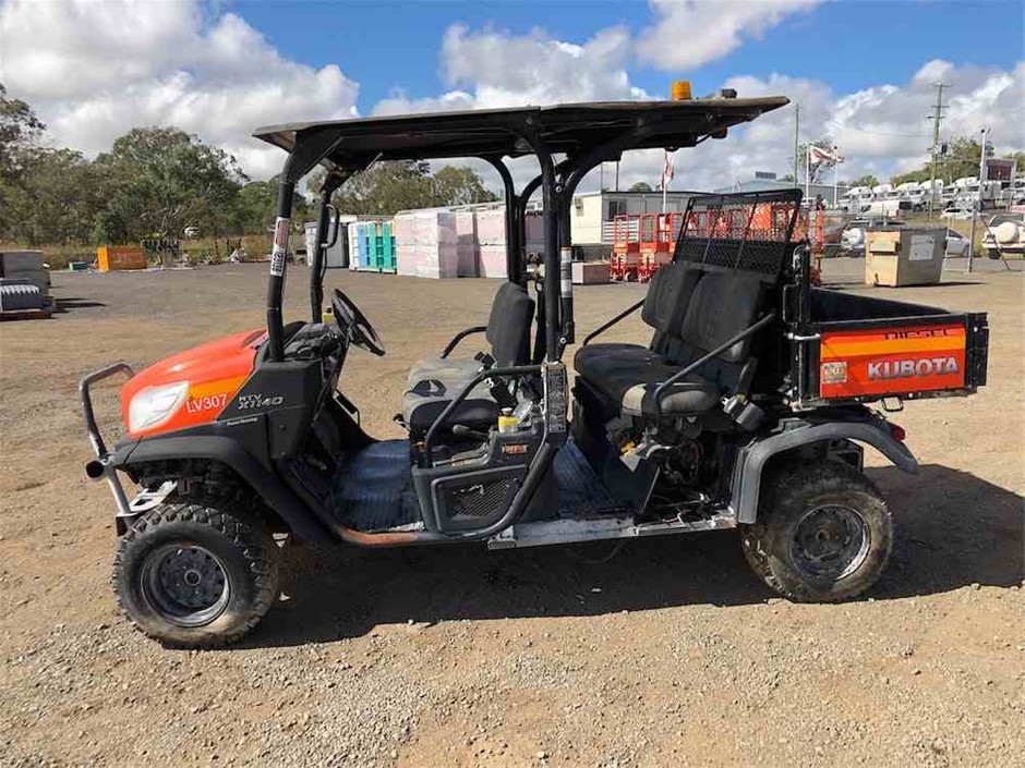 9K Yellow Gold BRACELETUE TOPAZ MARQ HEART RING