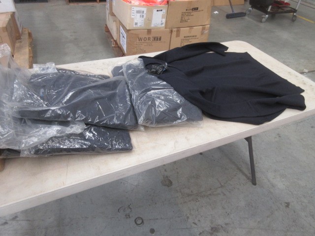 LODGE Rectangular Cast Iron Grill Press, Pre-Seasoned, 6.75-inch x 4.5-inch