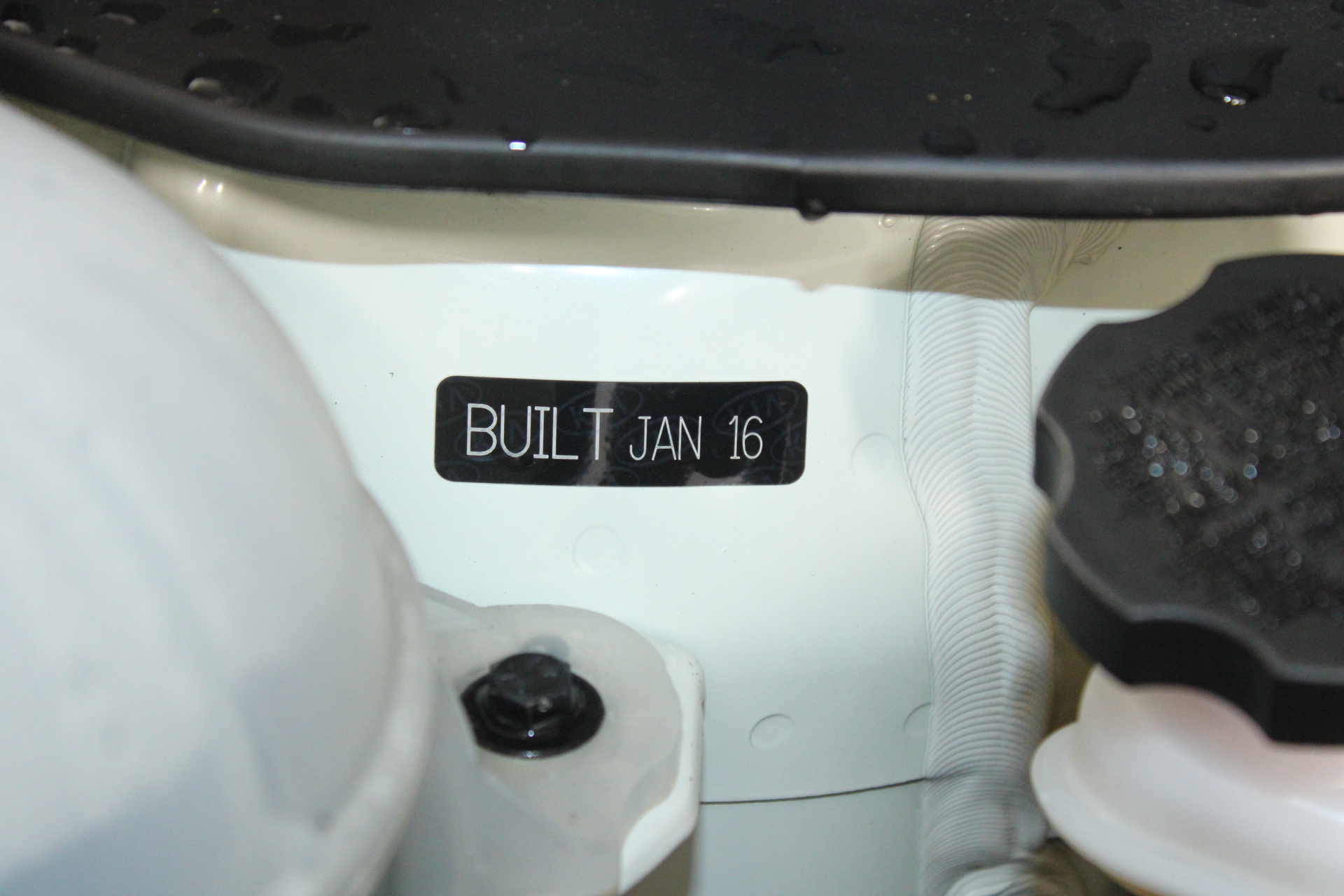 9K YELLOW GOLD BOLD HOLLOW DROP NECKLACE 40-45cm