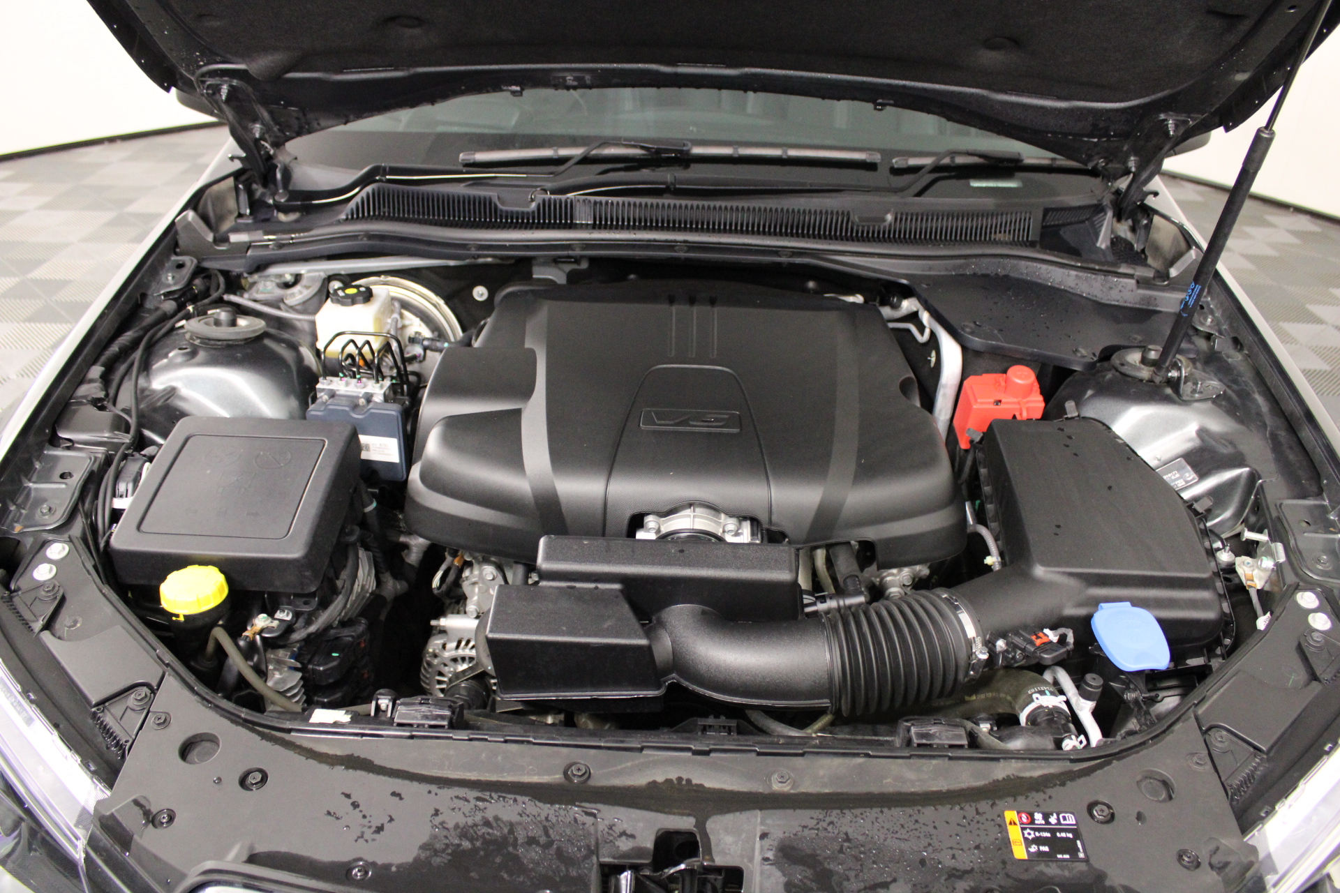 9K WHITE GOLD 'S' 0.06 HI I1 DIAMOND NECKLACE 40+5cm