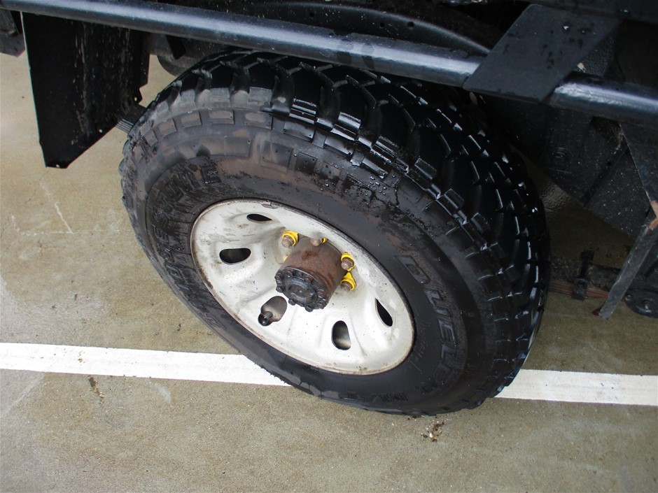 9K Yellow Gold 0.09ct HI SI DIAMOND FLOWER RING