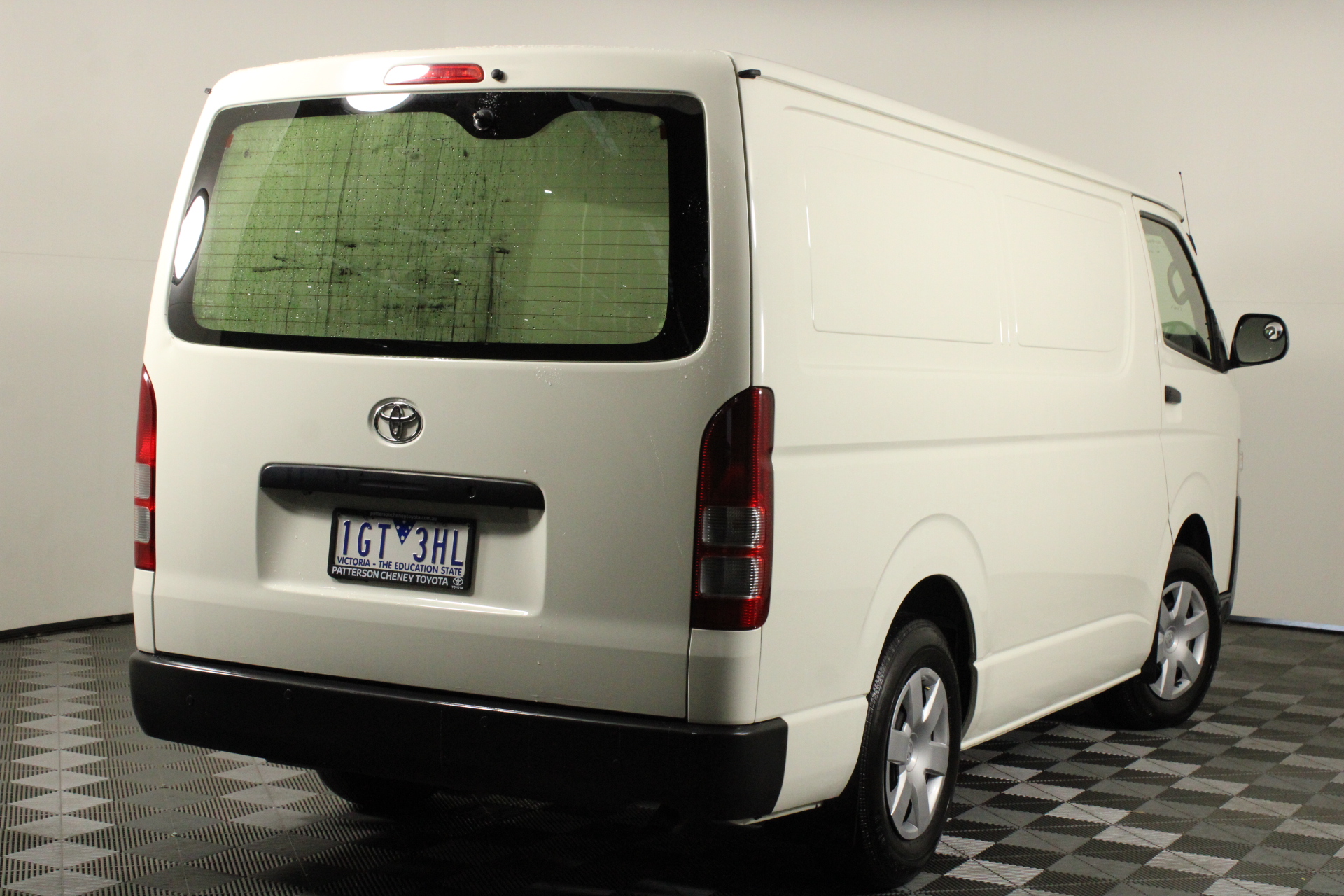 9K WHITE GOLD 0.05CT HI I1 DIAMOND RING