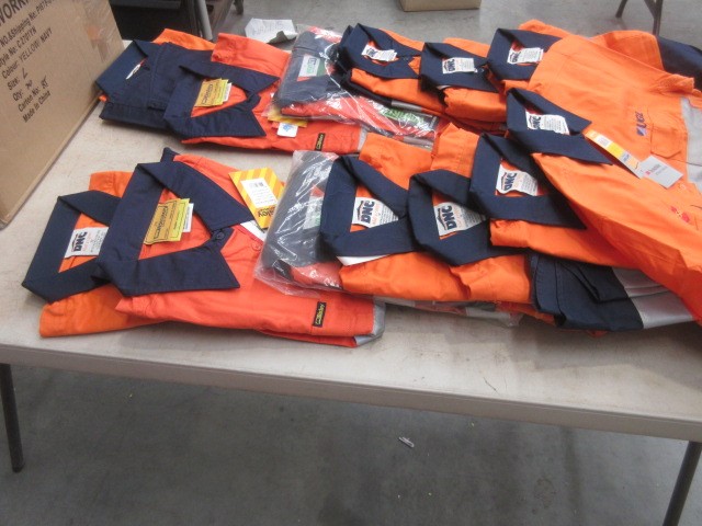 DeWALT Max Impact 34-Piece 1/4" Hex Screwdriving Driver Bit Set.