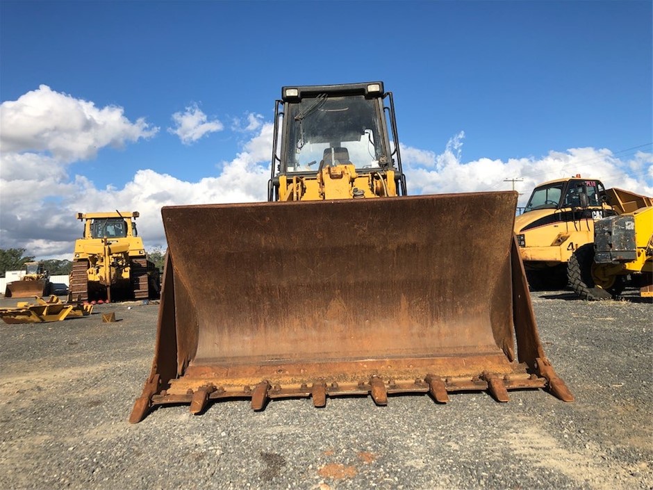 18K White Gold-Filled Cuban Link Ring with Simulated Diamonds - Size 8