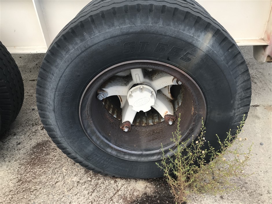 New Waterproof Men'S Watch Barrel Shaped Transparent Watch Popular