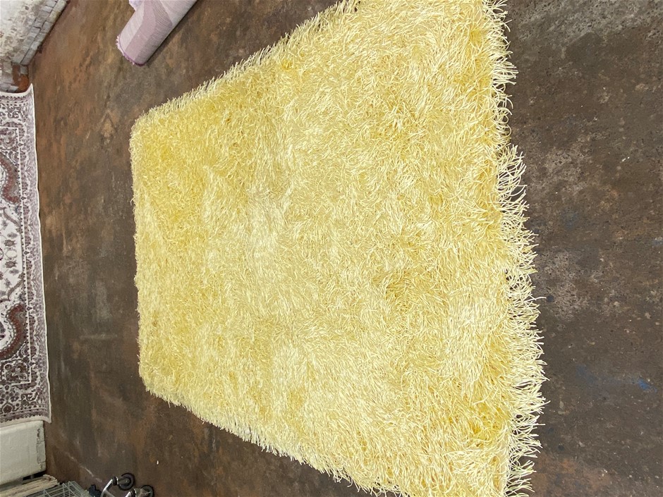 1/100 Scottdale x 2, 1g Valcumbi silver bars x 2 & 1 Kilo Copper Bar