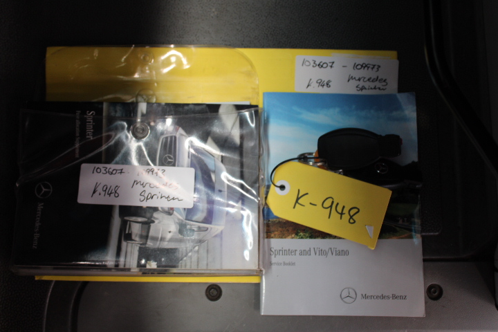 PUMA Men's Essential Logo Tee, Size S, Cotton/Polyester, Peacoat (06).