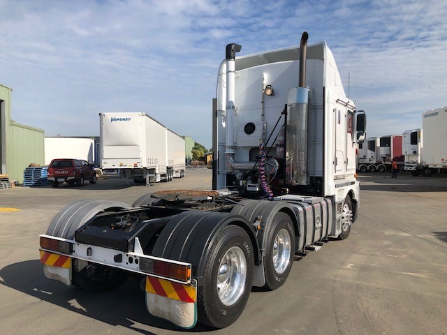 Oxford Landing Pinot Grigio (6x 750mL), SA.