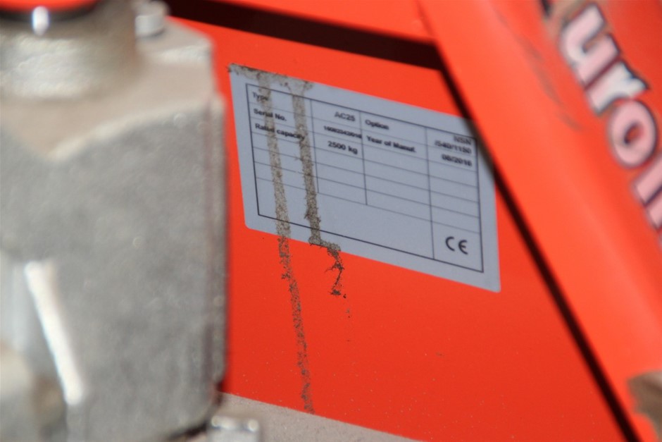 2 door underbar freezer/ fridge