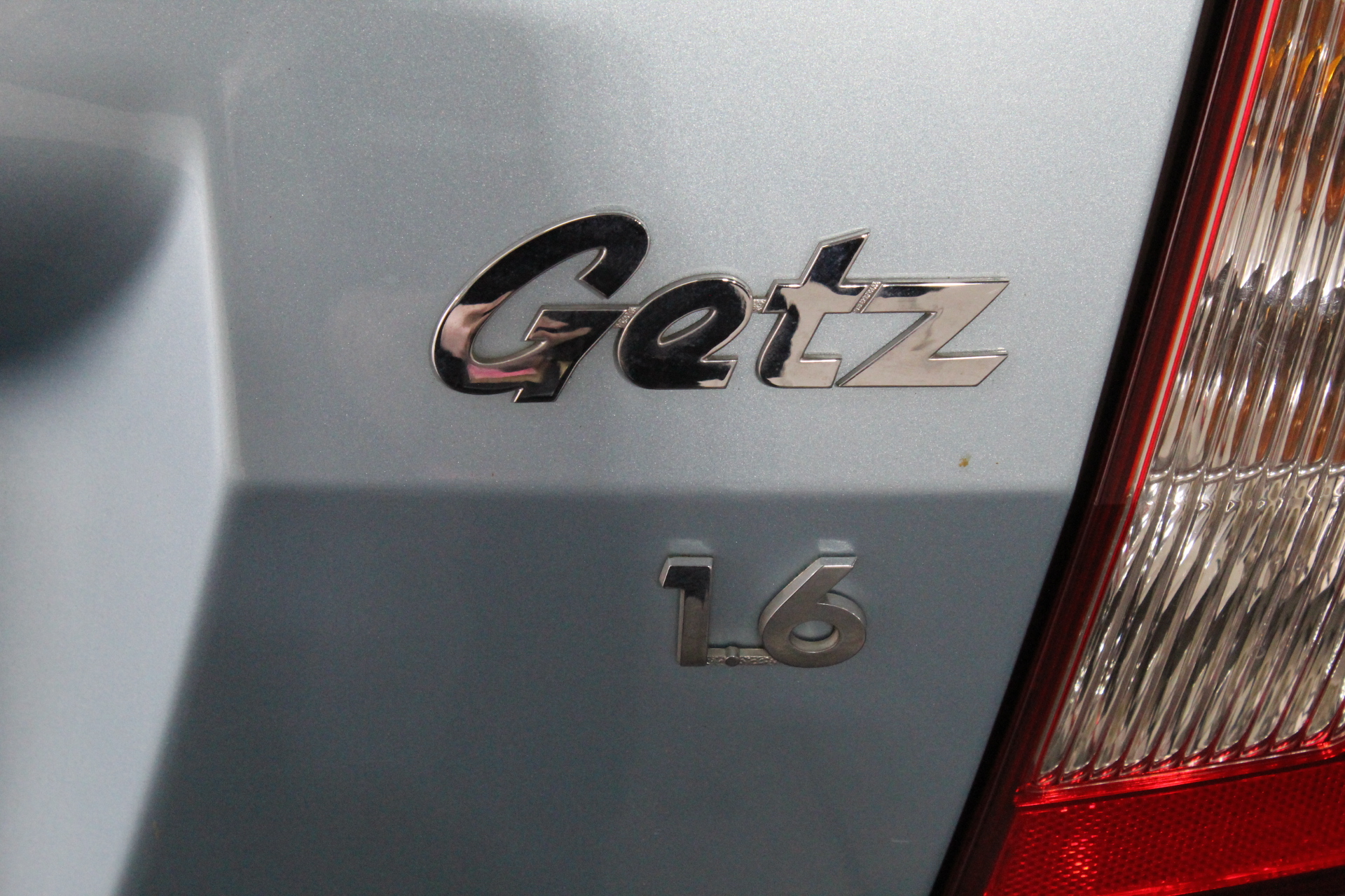 REEBOK Unisex World 70 Shoes, Size US 6/w7.5 (EU37.5), Black/White/Gum, 100